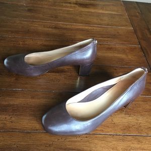 ⚡️6/$20⚡️Nurture Brown Leather Heel